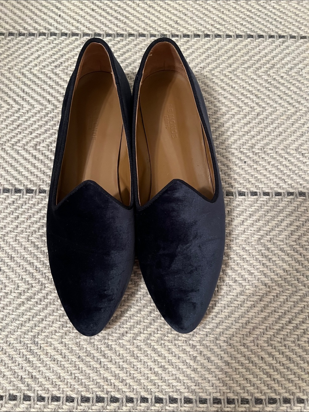 Le Monde Beryl Velvet Loafers, Size 38